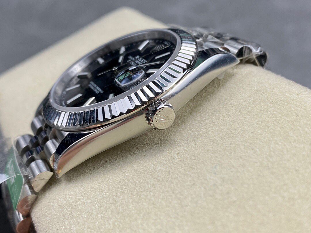 Rolex Datejust 126334 41mm Black Dial