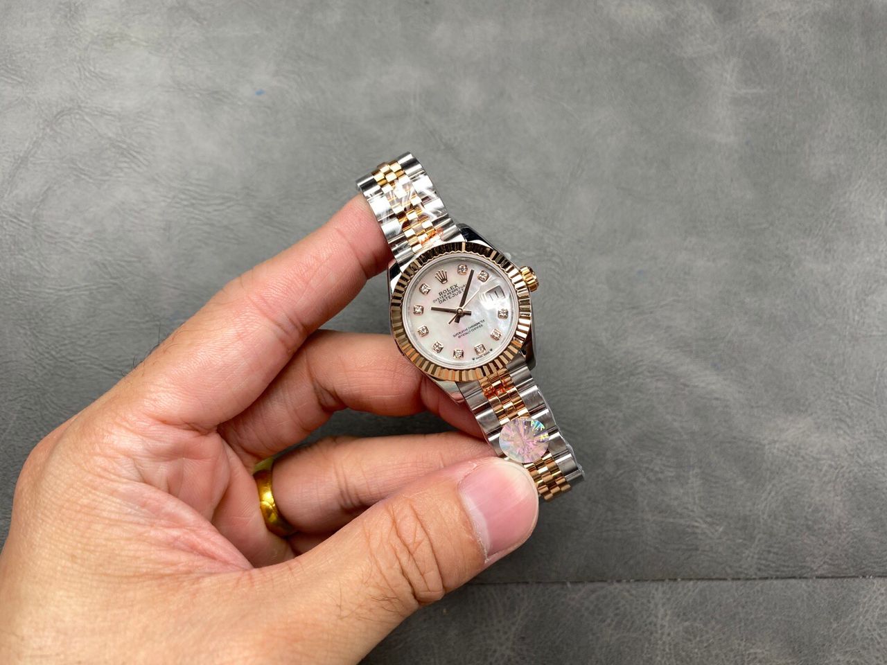 Rolex Lady-Datejust Super Clone 28mm Yellow Gold 279173