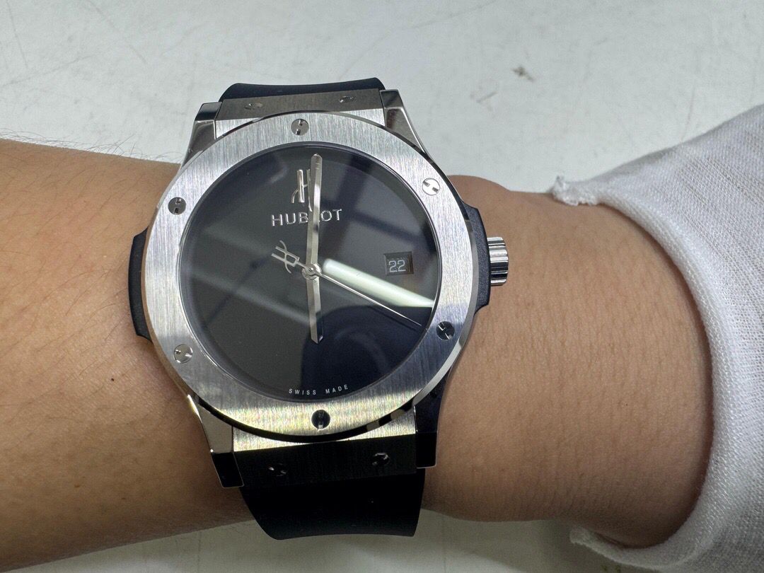 Hublot Classic Fusion 33/38/42/45MM 542.NX.1270.RX.MDM